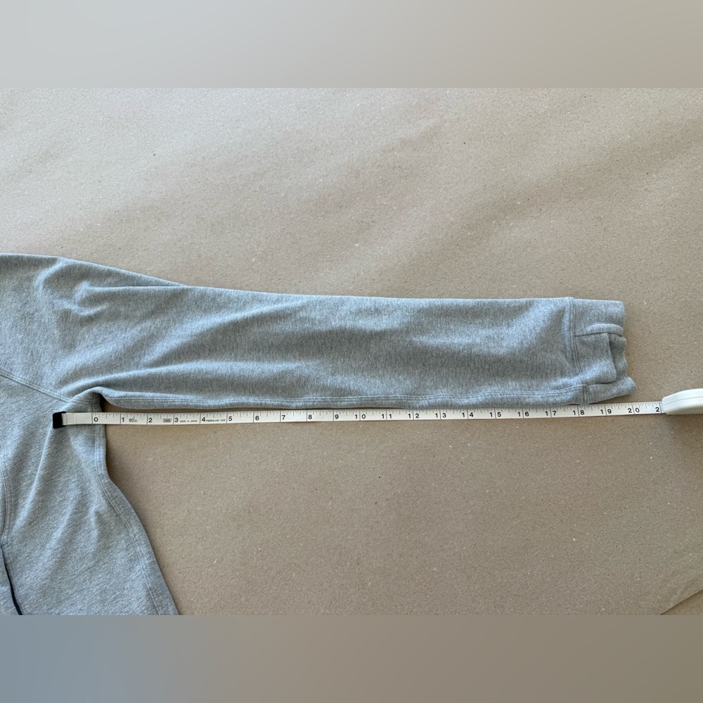 Lululemon — Scuba Cropped Hoodie — Size 10 - Picture 15 of 15